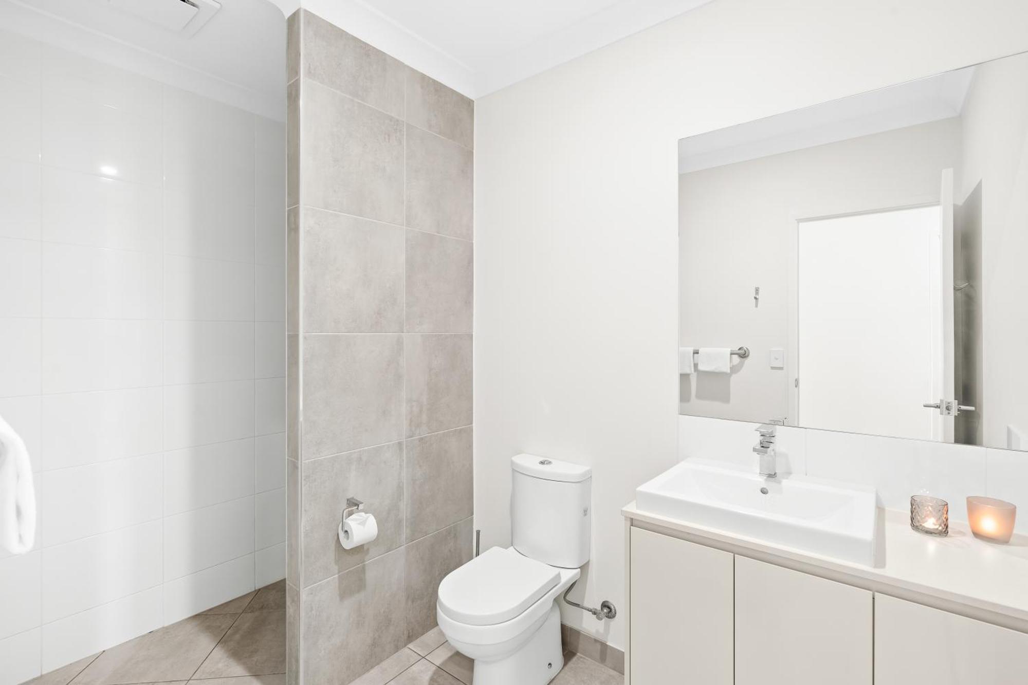 Blue Lagoon Villa B Cairns Bagian luar foto