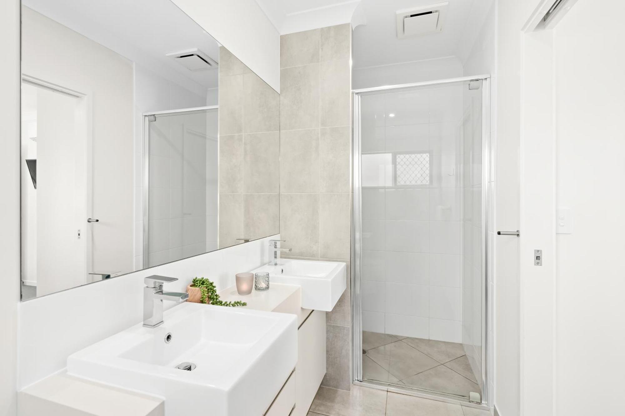 Blue Lagoon Villa B Cairns Bagian luar foto